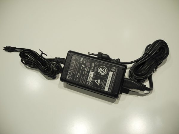 Sony AC-L25A