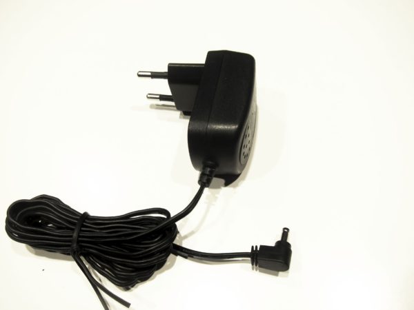 Adapter S004LV0600030