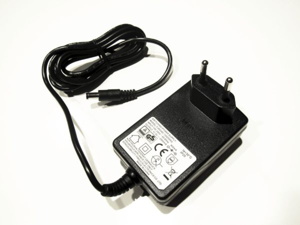 Adapter YJS024C-1202000G
