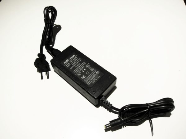 Charger XVE-4200150