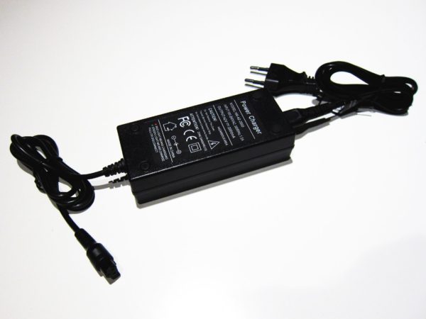 Power Charger HK-42-2000